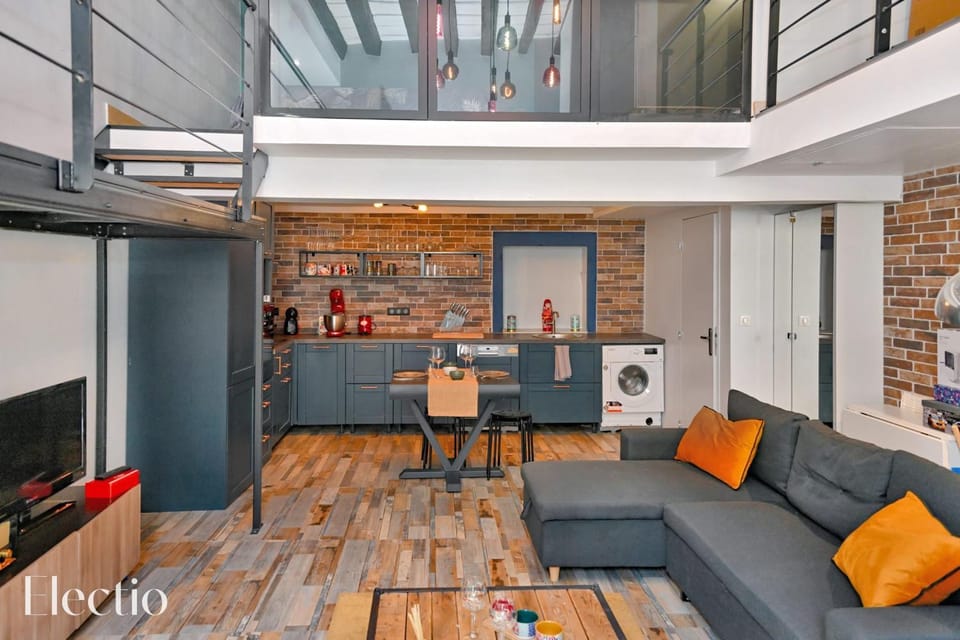 Communal lounge/ TV room, Kitchen or kitchenette, Seating area, Dining area