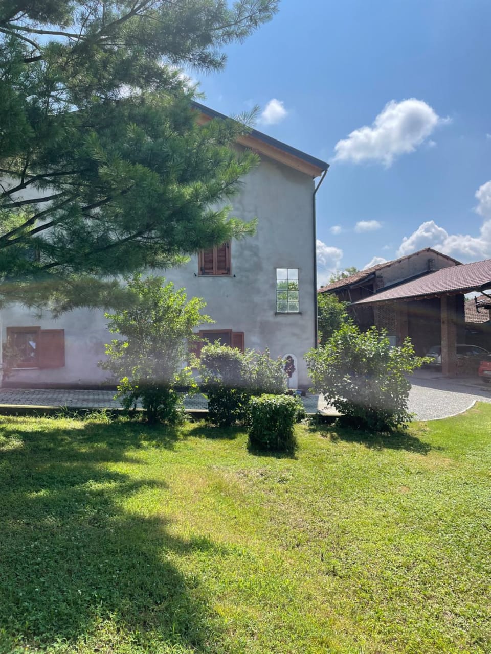 Property building, Day, Garden, Garden view