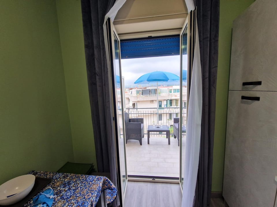 View (from property/room), Balcony/Terrace