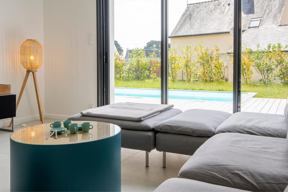 TV and multimedia, Living room, Garden view