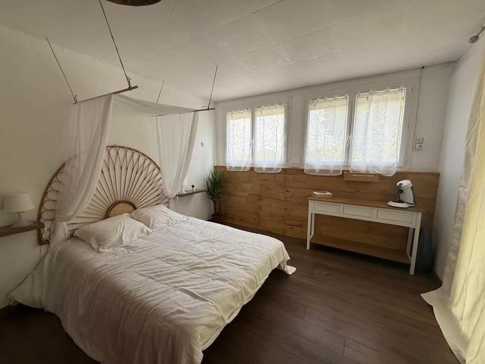 La Terrasse House in Nouvelle-Aquitaine