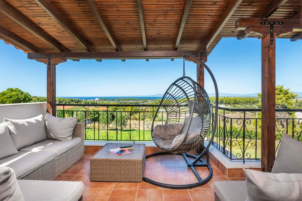 Property building, Day, Natural landscape, View (from property/room), Balcony/Terrace, Seating area, Sea view