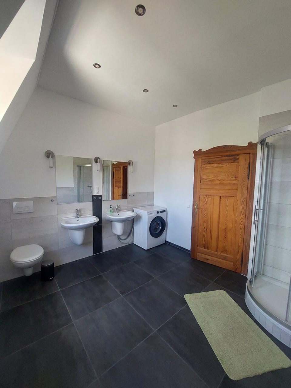 Shower, Toilet, Bathroom, washing machine