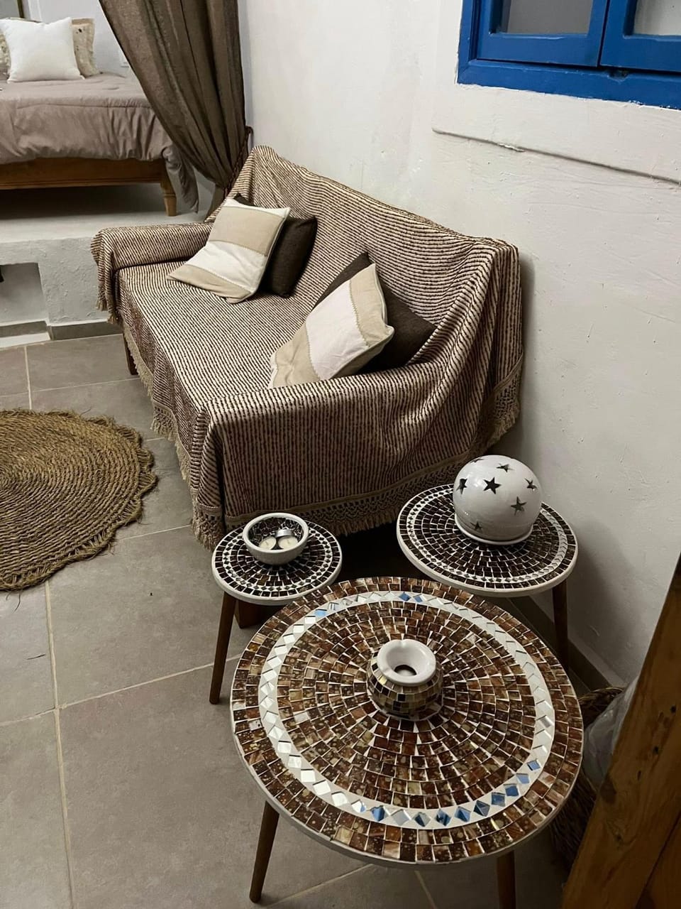 Seating area, Bedroom