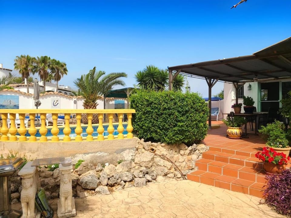 Garden, Garden view