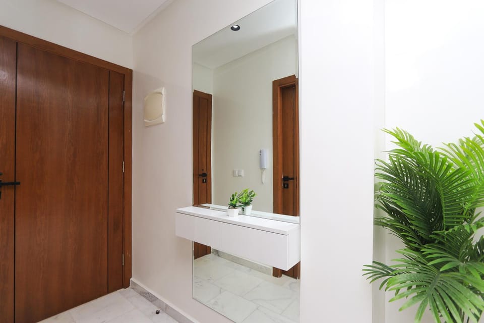 Martil Beach 1-Min! AC Patio Apartment in Tangier-Tétouan-Al Hoceima