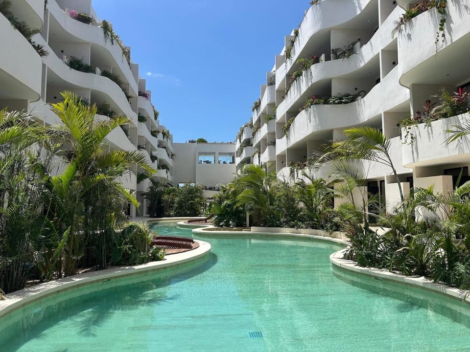 Your Ideal Retreat GF Oasis with Pool Access for 3 Apartment in State of Quintana Roo