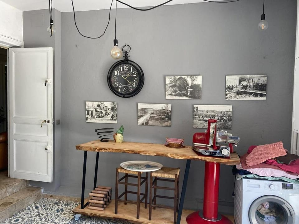 Bastide pour 15 avec piscine, clim et Billard House in Occitanie