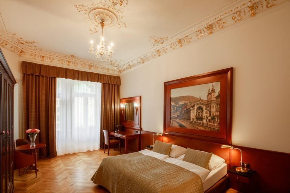 Bed, Balcony/Terrace, Photo of the whole room, Bedroom