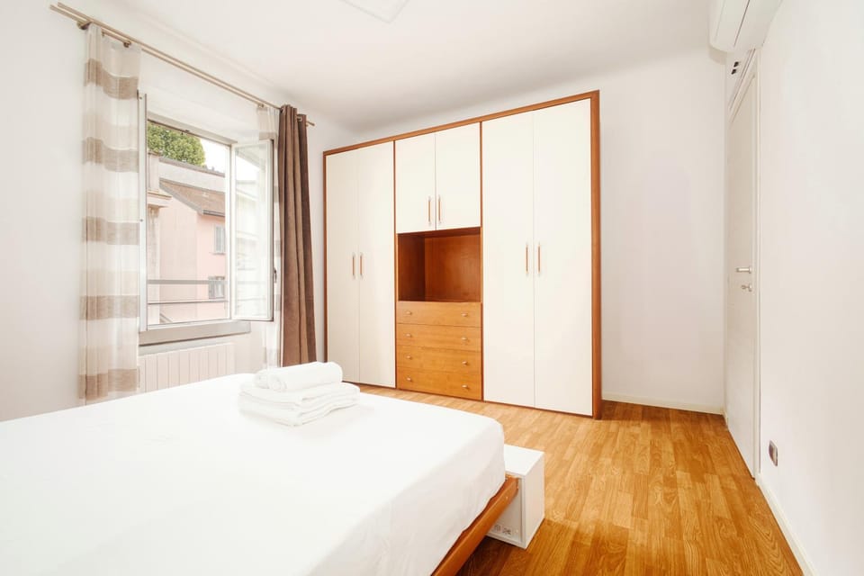 Bedroom, wardrobe