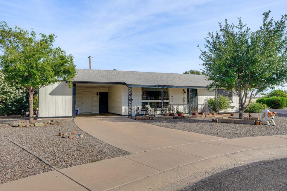 Close to Golf & Casinos! Sun City Getaway House in Sun City