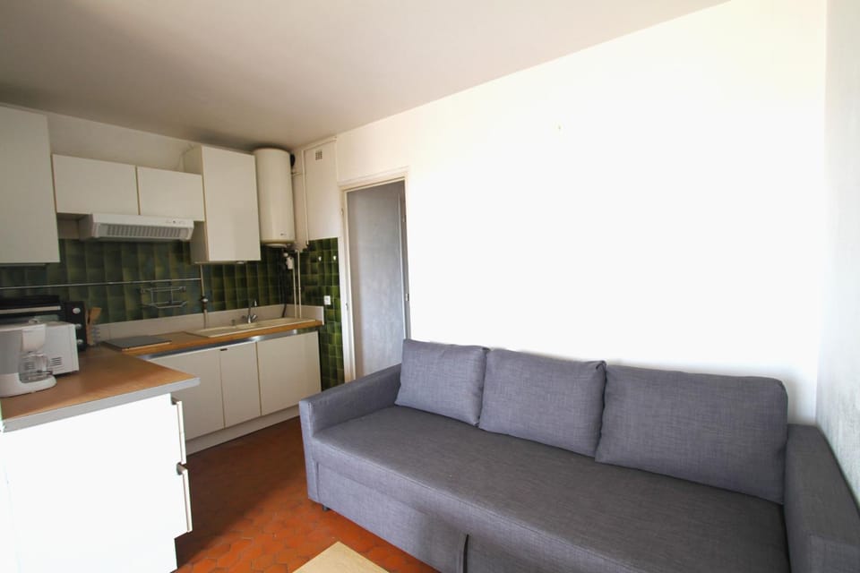Studio Cabine en frond de mer Cabin in Canet-en-Roussillon