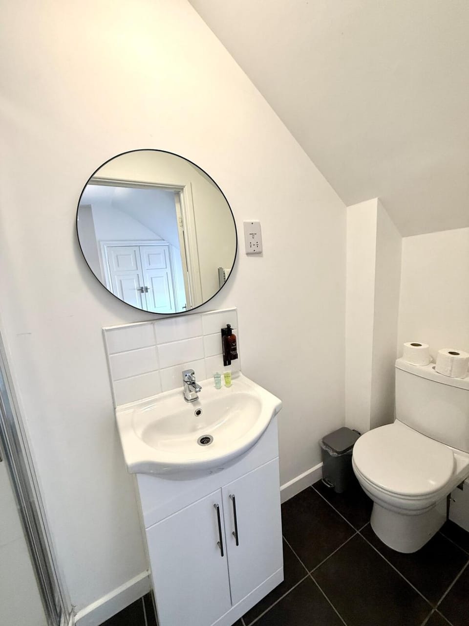 Toilet, Bathroom