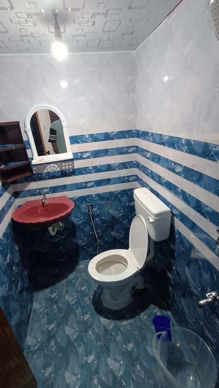 White Pearl Beach House Vacation rental in Asia