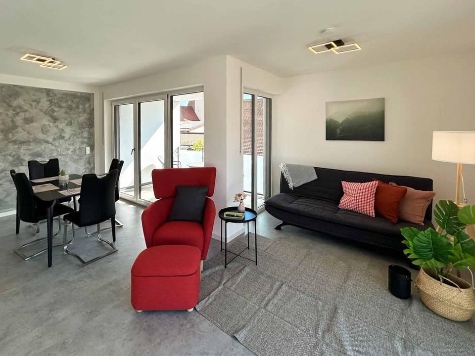 TV and multimedia, Seating area