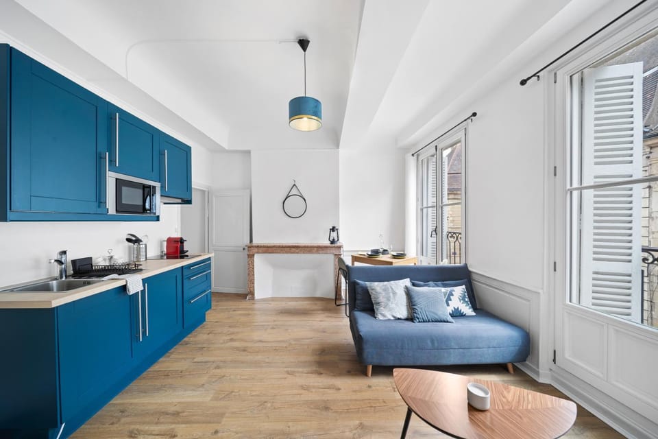 Living room, Dining area, kitchen