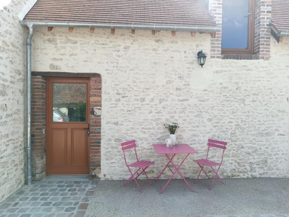 Gîte du Rucher House in Centre-Val de Loire
