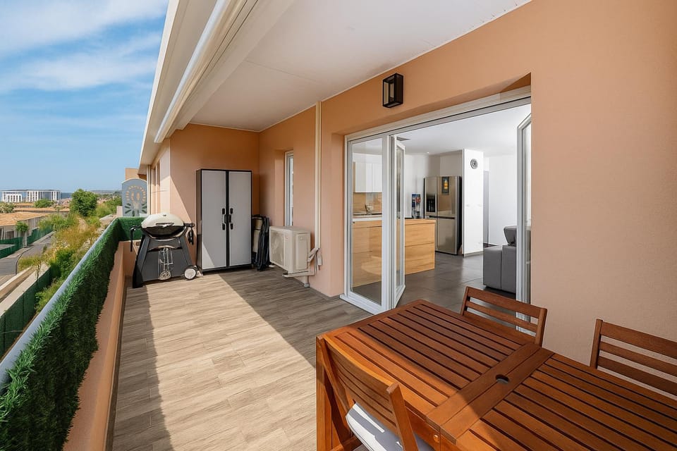 Patio, BBQ facilities, Balcony/Terrace, furniture