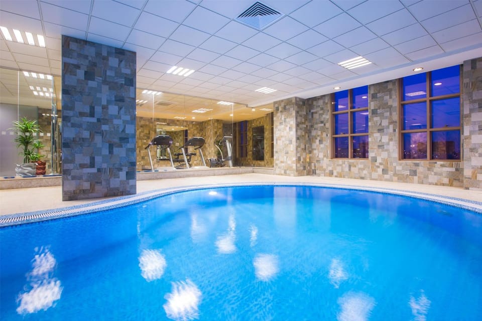 Pool view, Swimming pool