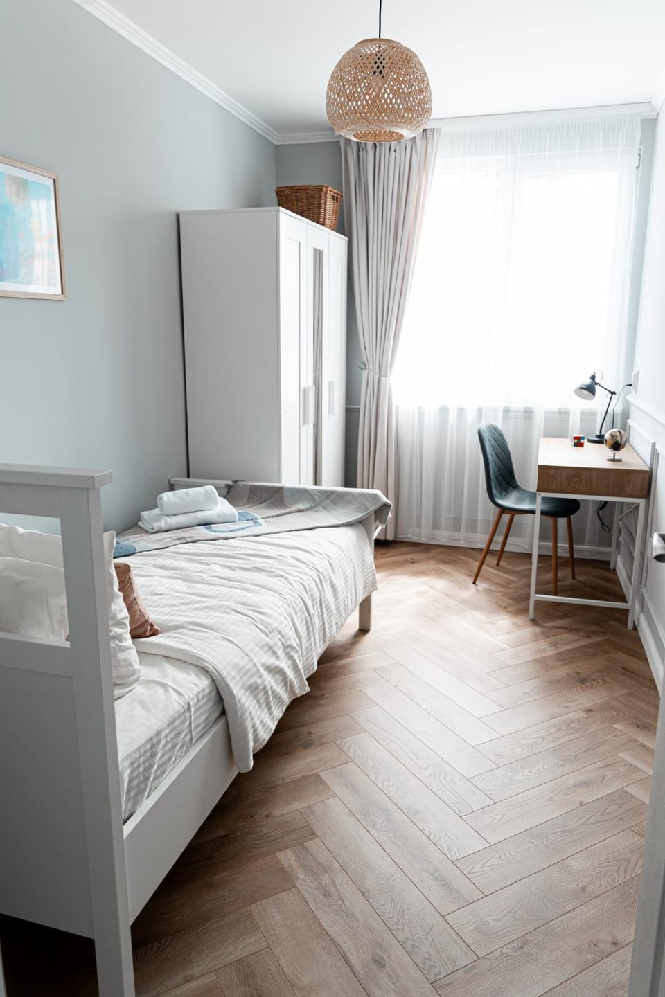 Bed, Photo of the whole room, Bedroom