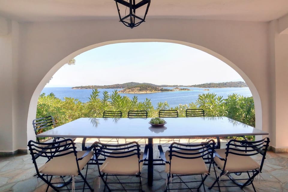 Garden, Balcony/Terrace, Dining area, Sea view