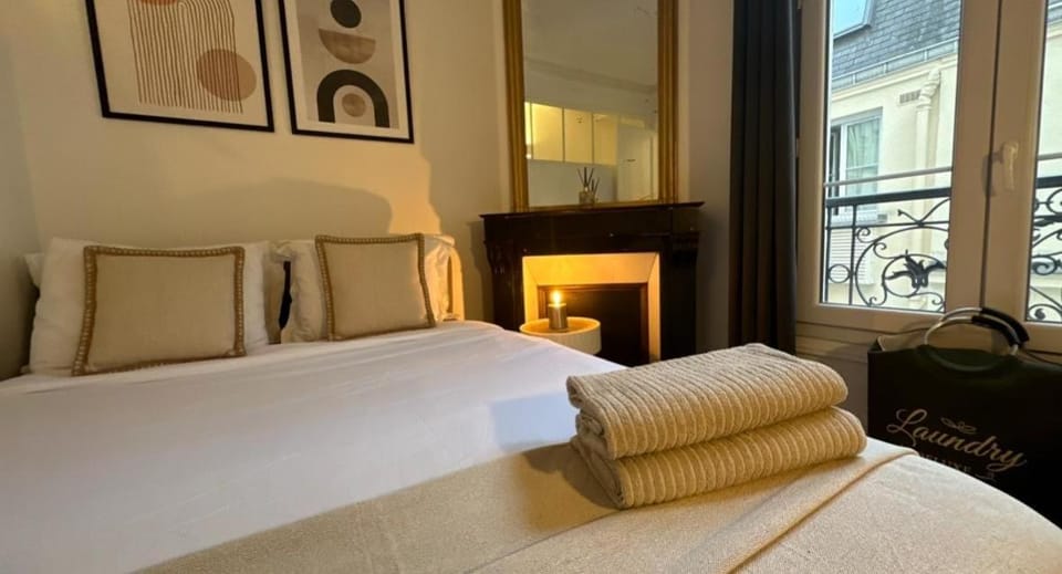 Suite 140m2 vue sur Tour Eiffel Apartment in Paris