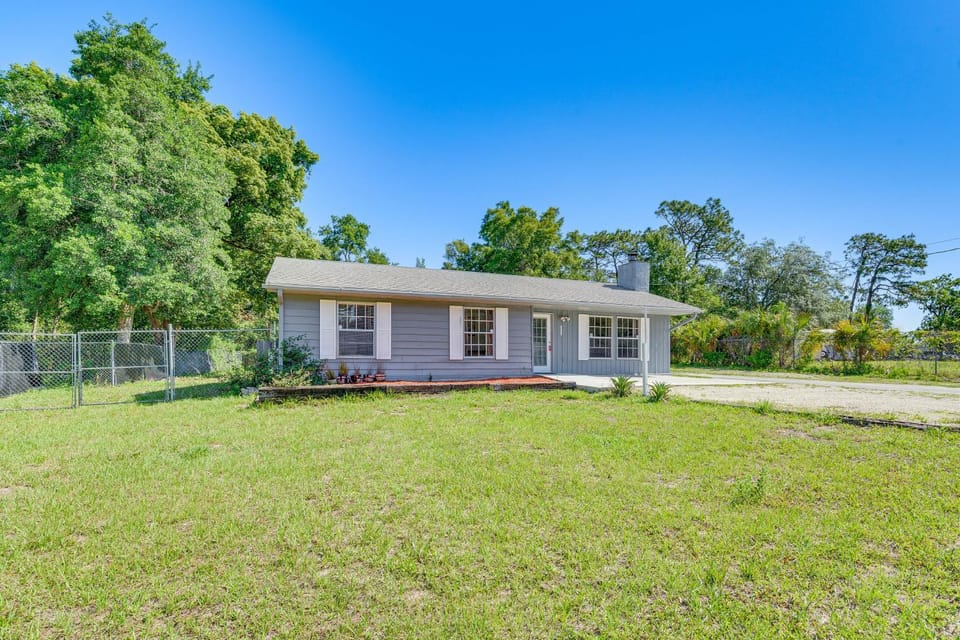 Homosassa Getaway w/ Pool & Refreshed Lanai House in Florida