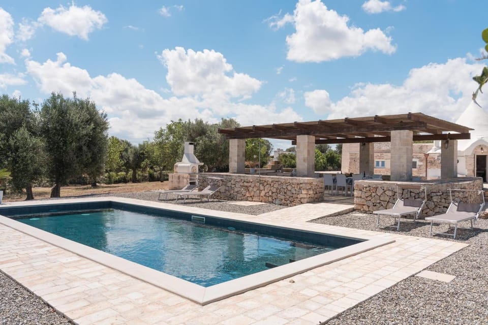 Property building, Swimming pool