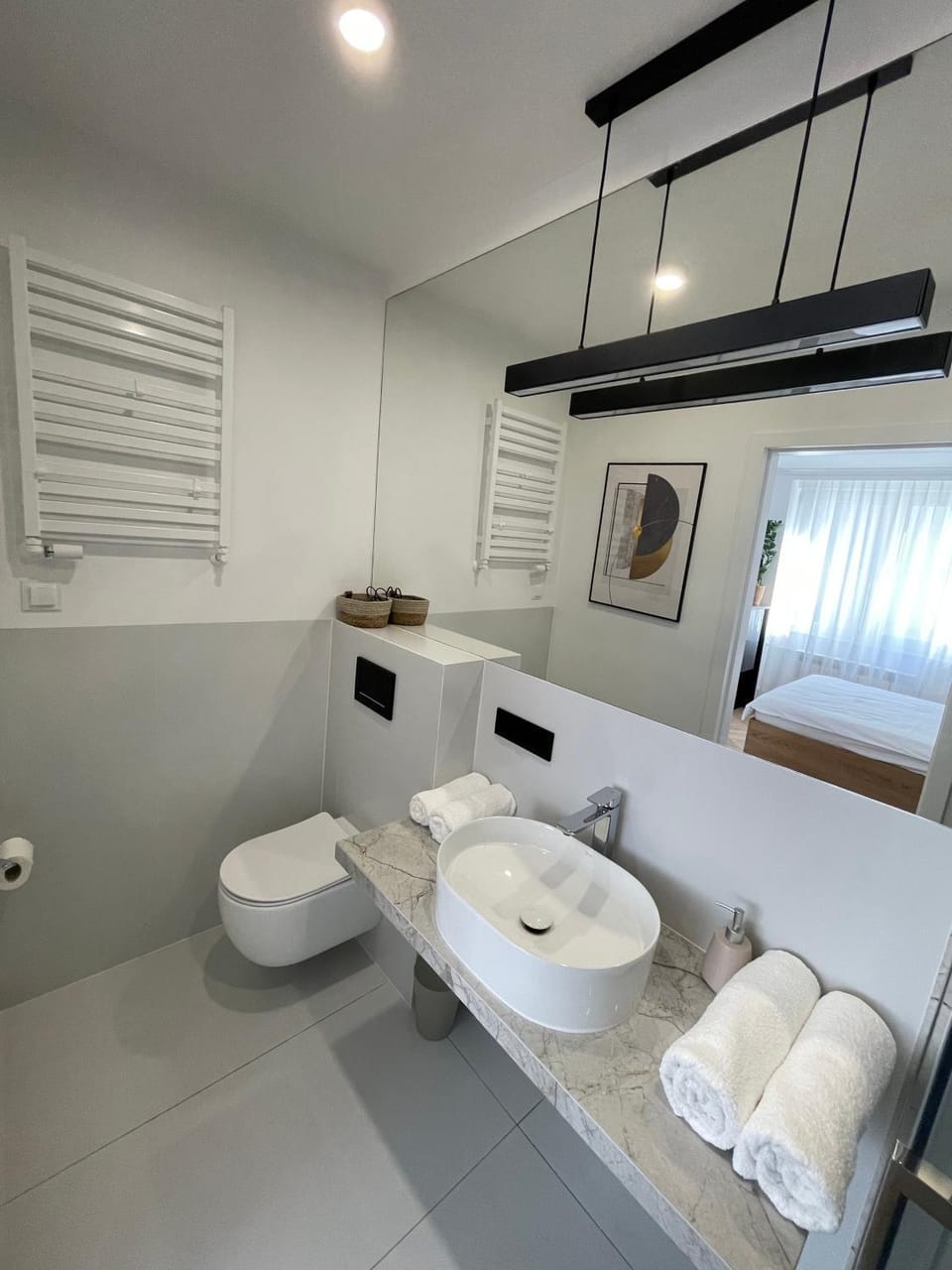 Toilet, Bathroom, towels