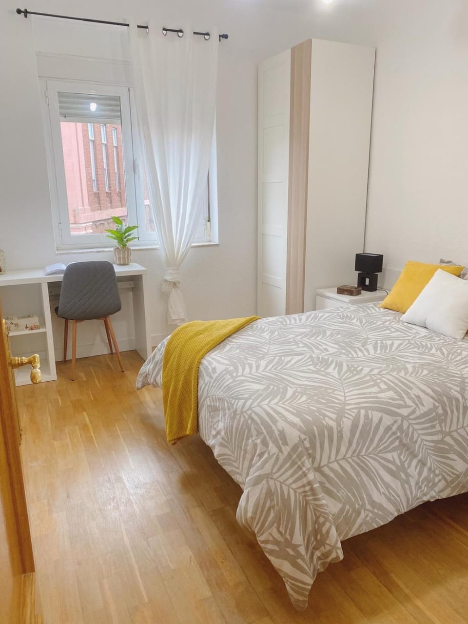El arco de San Mamés Apartment in León