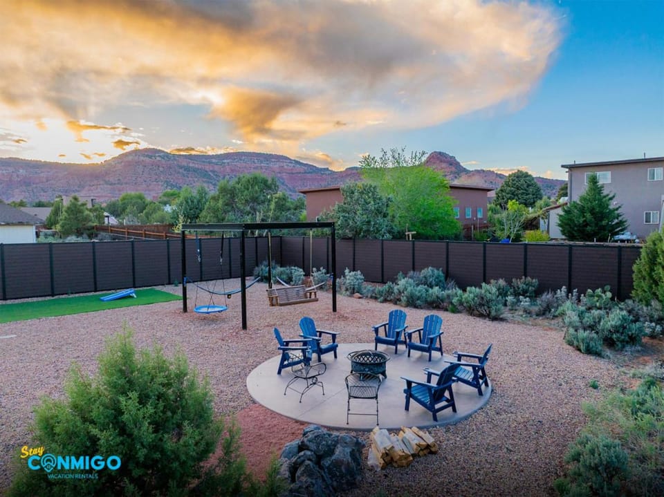 Kanab Cube Shipping Cube Rental Experience House in Kanab