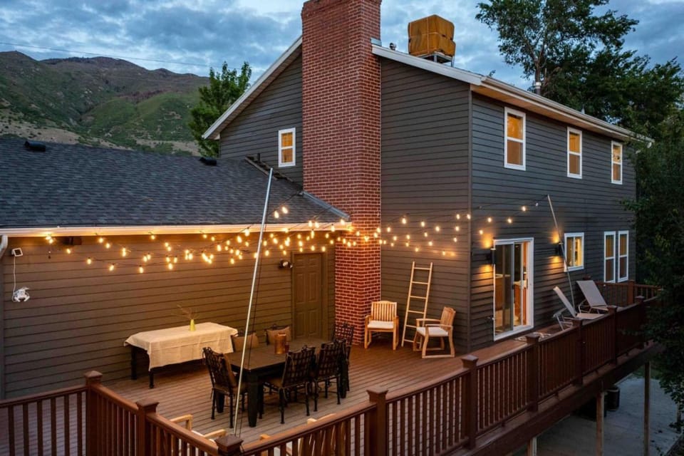 Lagoon Basecamp House in Farmington