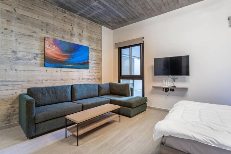 Bed, TV and multimedia, Living room, Bedroom