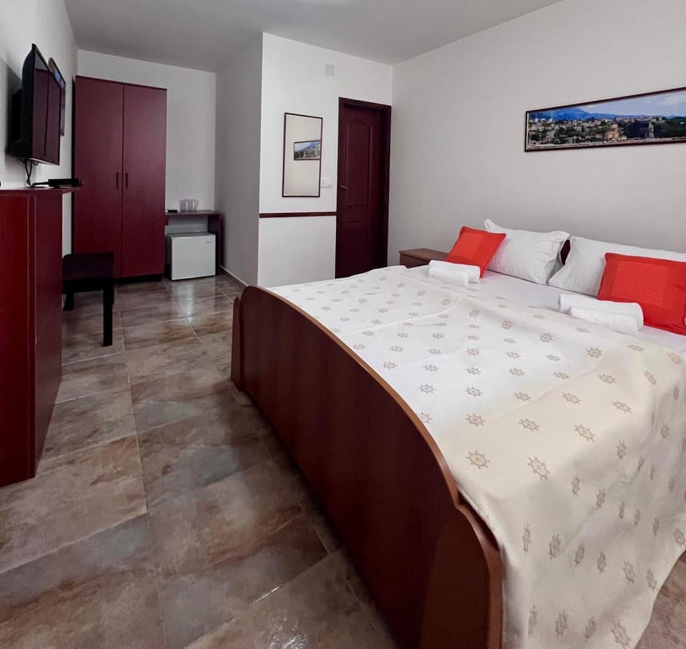 Hotel Max Hotel in Kotor Municipality