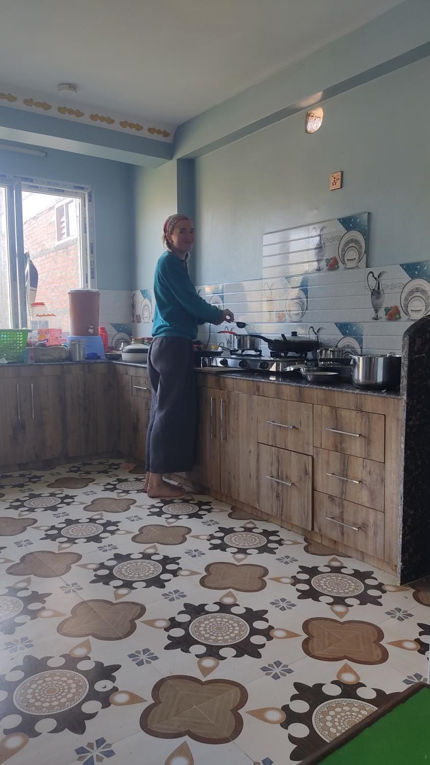 Kitchen or kitchenette, Food and drinks