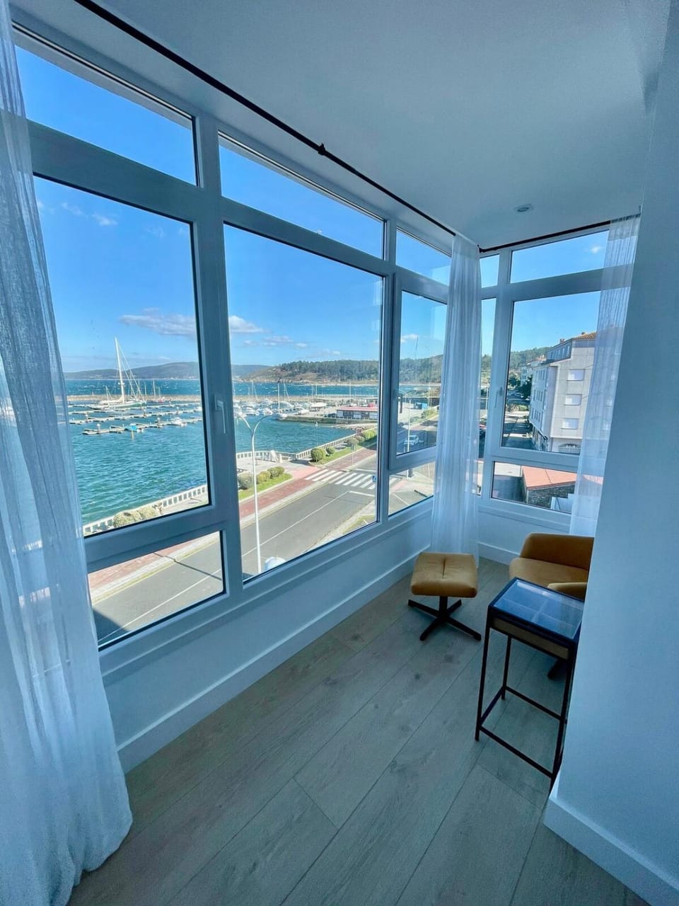 Natural landscape, Balcony/Terrace, Living room, Sea view