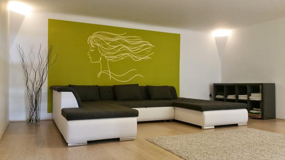 Living room, On site