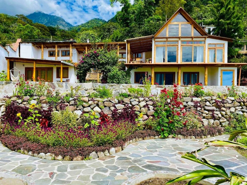 Property building, Day, Natural landscape, Garden, Garden view, Mountain view