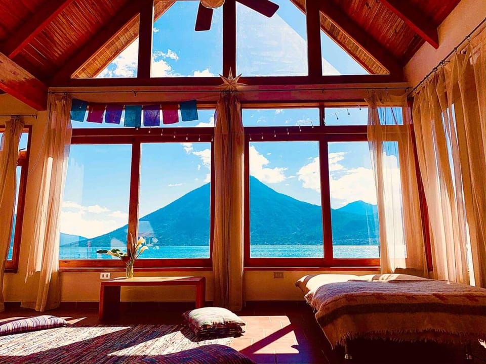 Natural landscape, Solarium, Living room, Lake view, Mountain view
