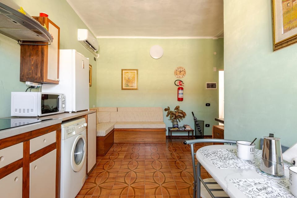 Living room, kitchen