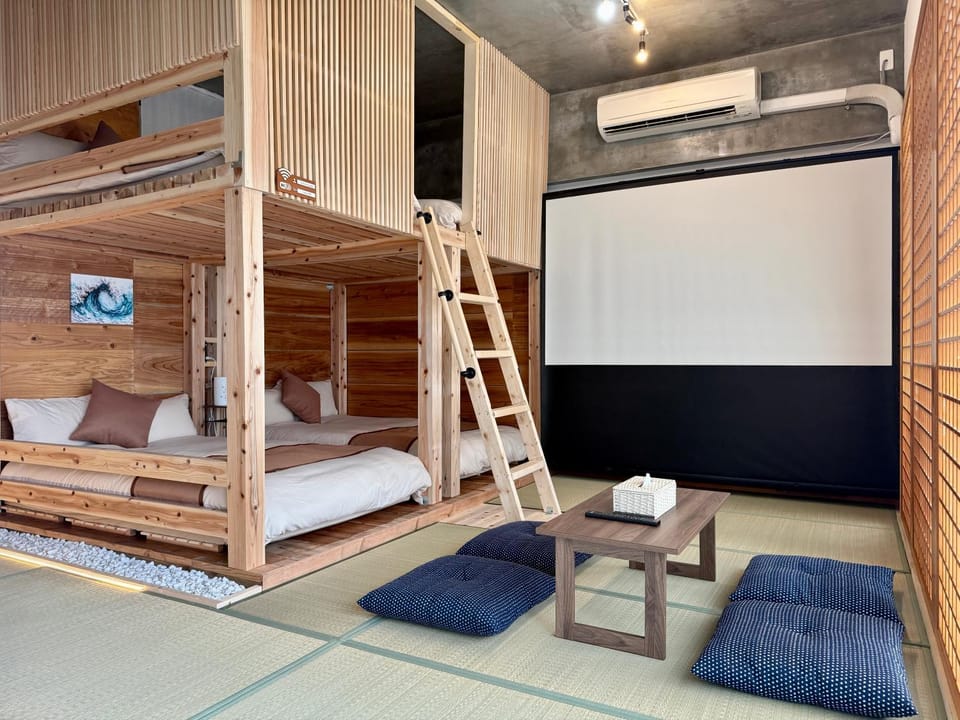 bunk bed