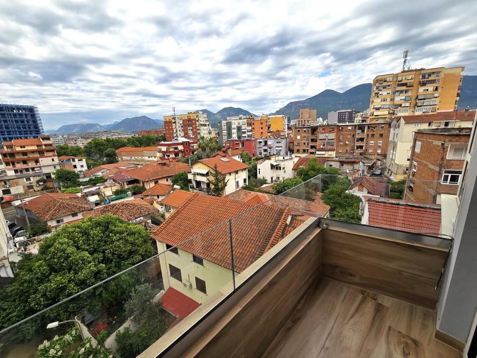 Natural landscape, View (from property/room), Balcony/Terrace, City view, Mountain view