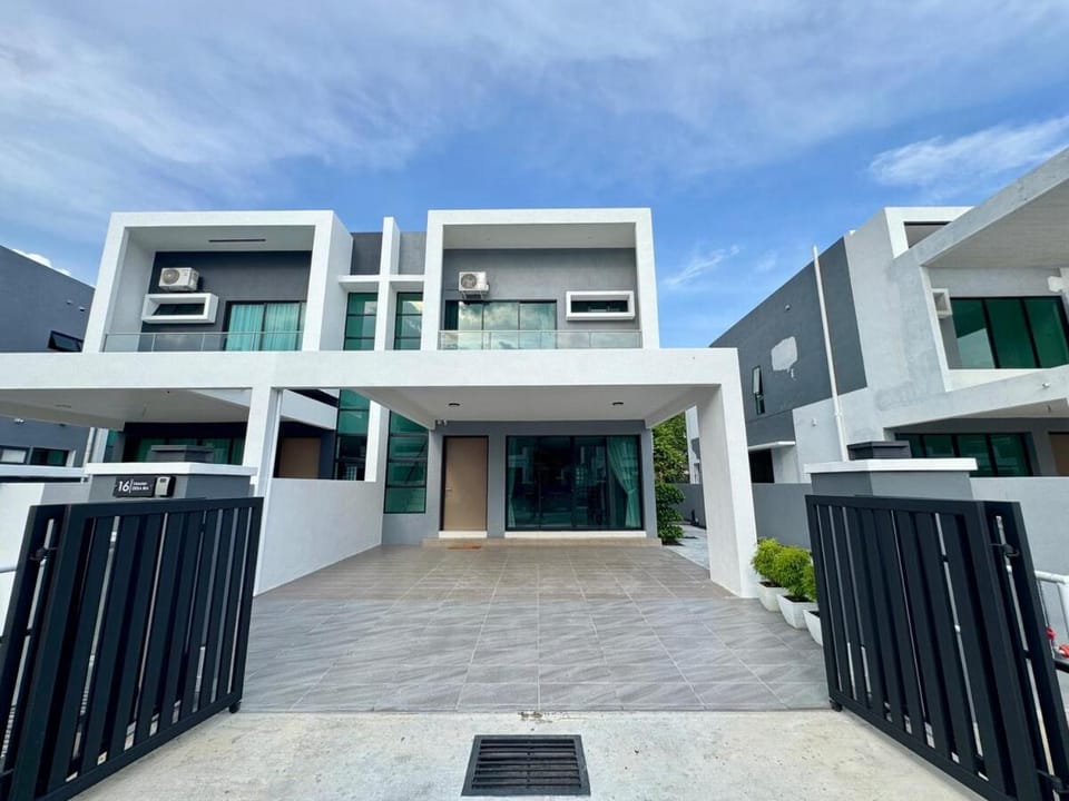 16 Desa Ria Home Sleep Home LGK House in Kedah