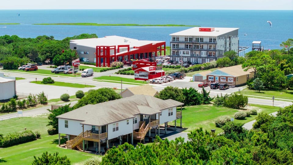 Watermen's Cabana 2C - 3-Bed, 2-Bath Apartment - Walk To BEACH Access & PET Friendly! Apartment in Waves