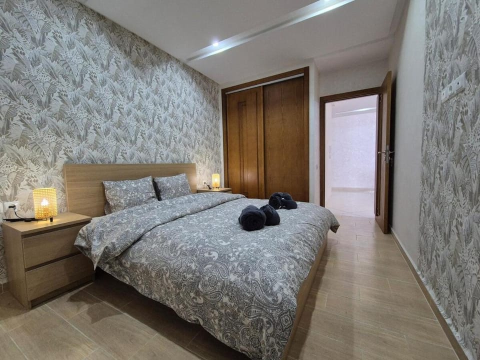 Bed, Photo of the whole room, Bedroom, towels, wardrobe