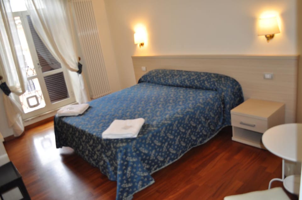Karina Suite Bed and Breakfast in Rome