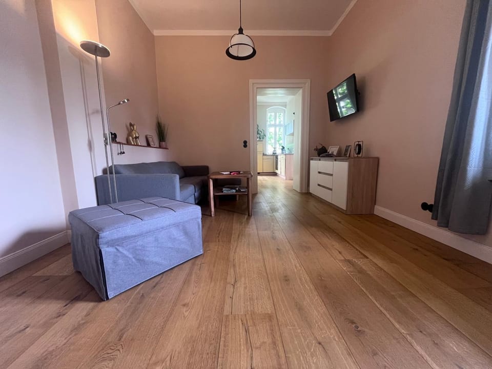 Living room, bunk bed