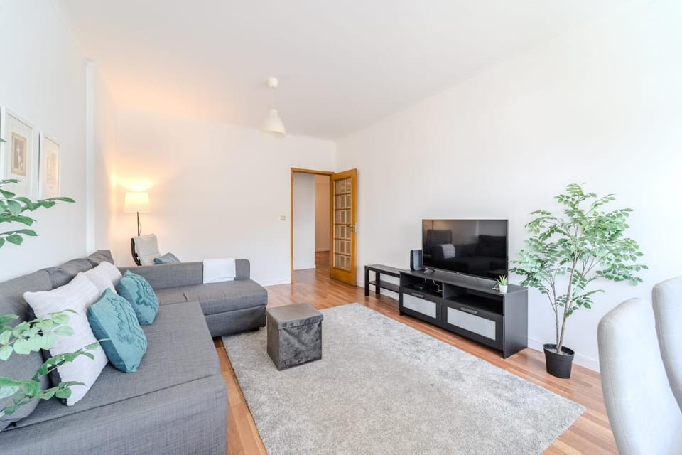 Communal lounge/ TV room, Living room