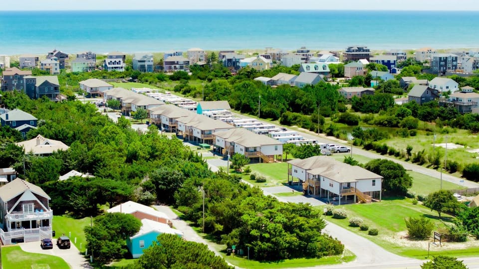 Watermen's Cabana 3A - 3-Bed, 2-Bath Apartment - Walk To BEACH Access & PET Friendly! Apartment in Waves