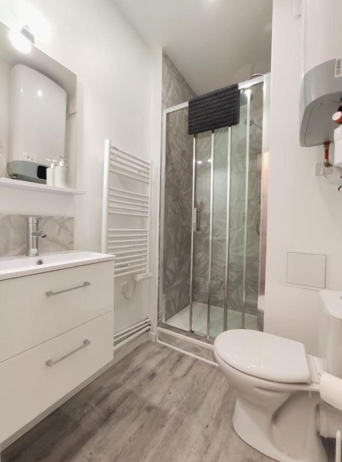 Logement COSY proche centre-ville - WiFi Apartment in Dijon